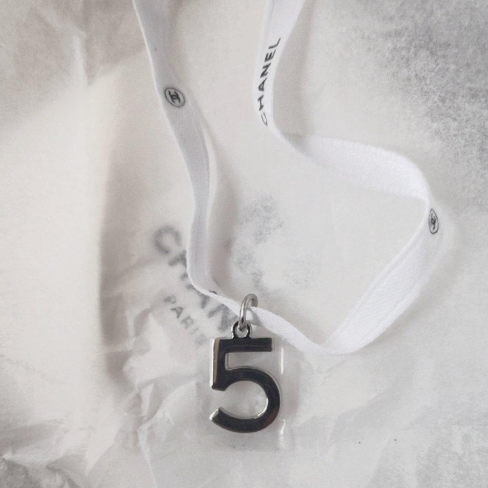 CHANEL#5 Sterling Silver 9.25 Charm, Ribbon & Box